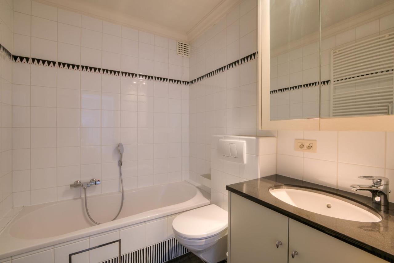 Appartementen Op De Zeedijk In Knokke Op De 3E En 4E Verdieping Van Logie Marie Esterno foto