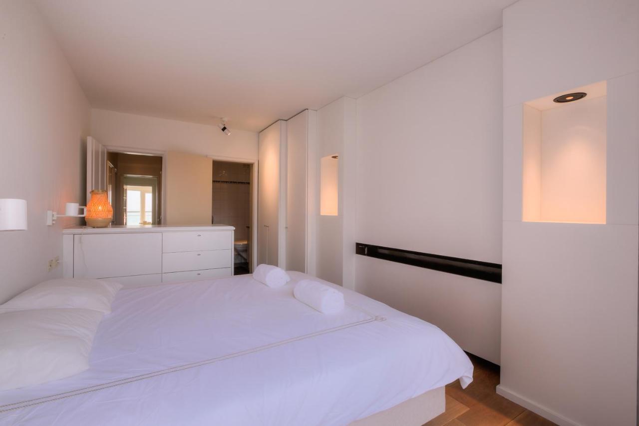 Appartementen Op De Zeedijk In Knokke Op De 3E En 4E Verdieping Van Logie Marie Esterno foto