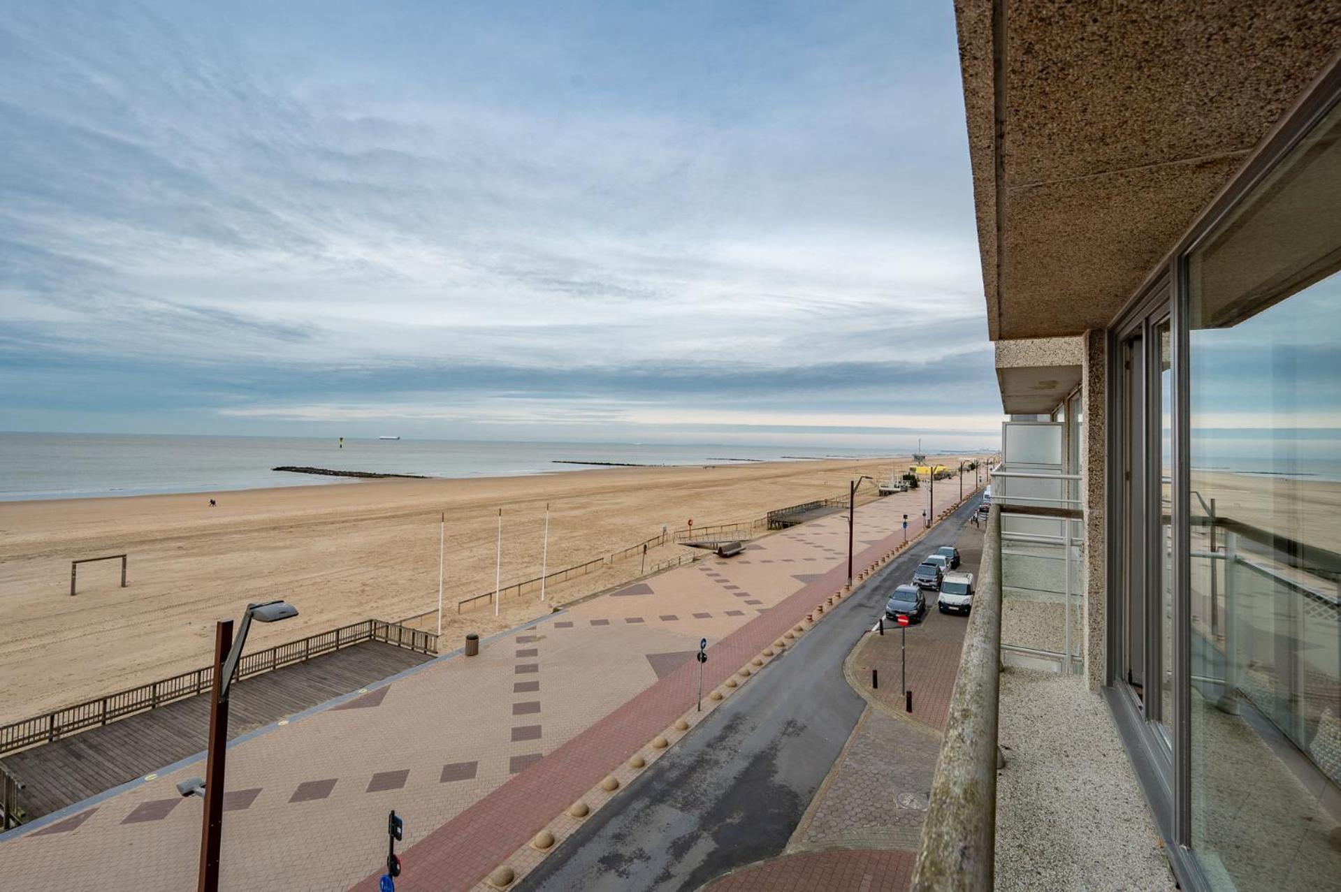 Appartementen Op De Zeedijk In Knokke Op De 3E En 4E Verdieping Van Logie Marie Esterno foto