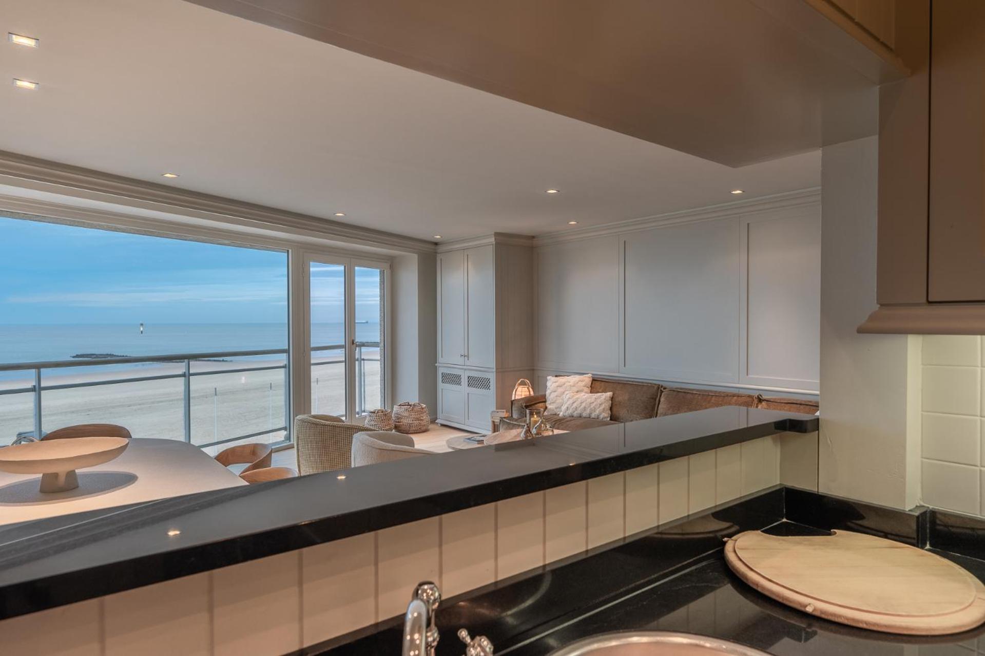 Appartementen Op De Zeedijk In Knokke Op De 3E En 4E Verdieping Van Logie Marie Esterno foto