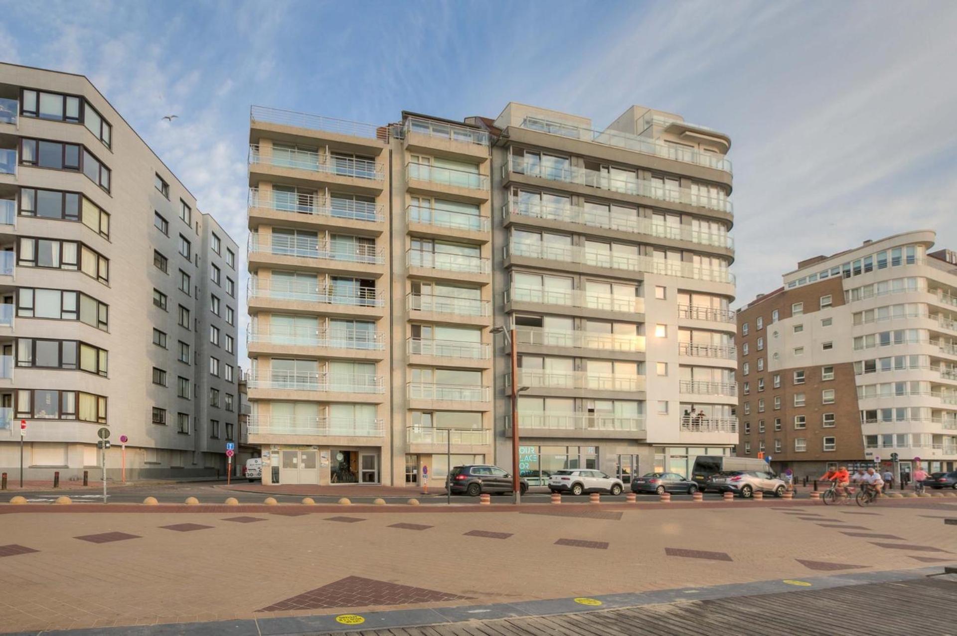 Appartementen Op De Zeedijk In Knokke Op De 3E En 4E Verdieping Van Logie Marie Esterno foto
